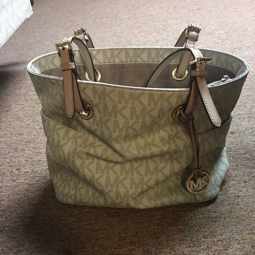 MK Michael Kors purse